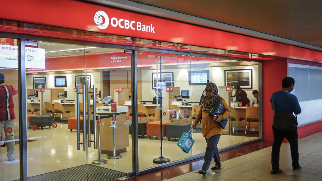 Singapur Bankaları Yapay Zekaya Büyük Yatırım Yapıyor: 4.000 İş Yerine 1.000 Yeni AI Pozisyonu